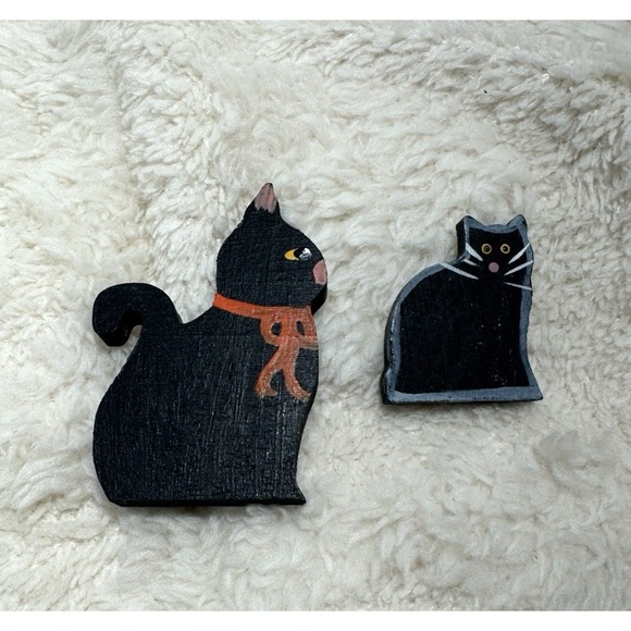Jewelry - Set of 2 Hand Painted Vintage Wooden Whimsical Black Cat Halloween Fall Brooches